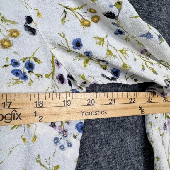 J. Jill Shirt  Women M White Floral Button Down Wildflower Peplum Tunic Cottage - Picture 7 of 10